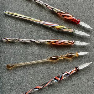 Glasschreibfeder   " geformter Stiel mit Bund"