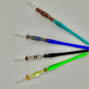 Glasschreibfeder "geformter Stiel mit doppelten Bund"